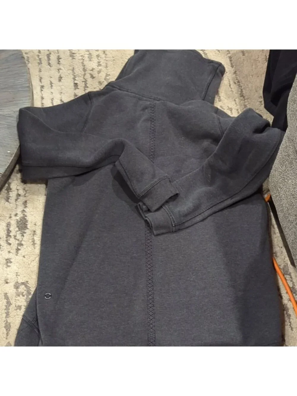 Lululemon Avenue Pullover Heathered Black / Black